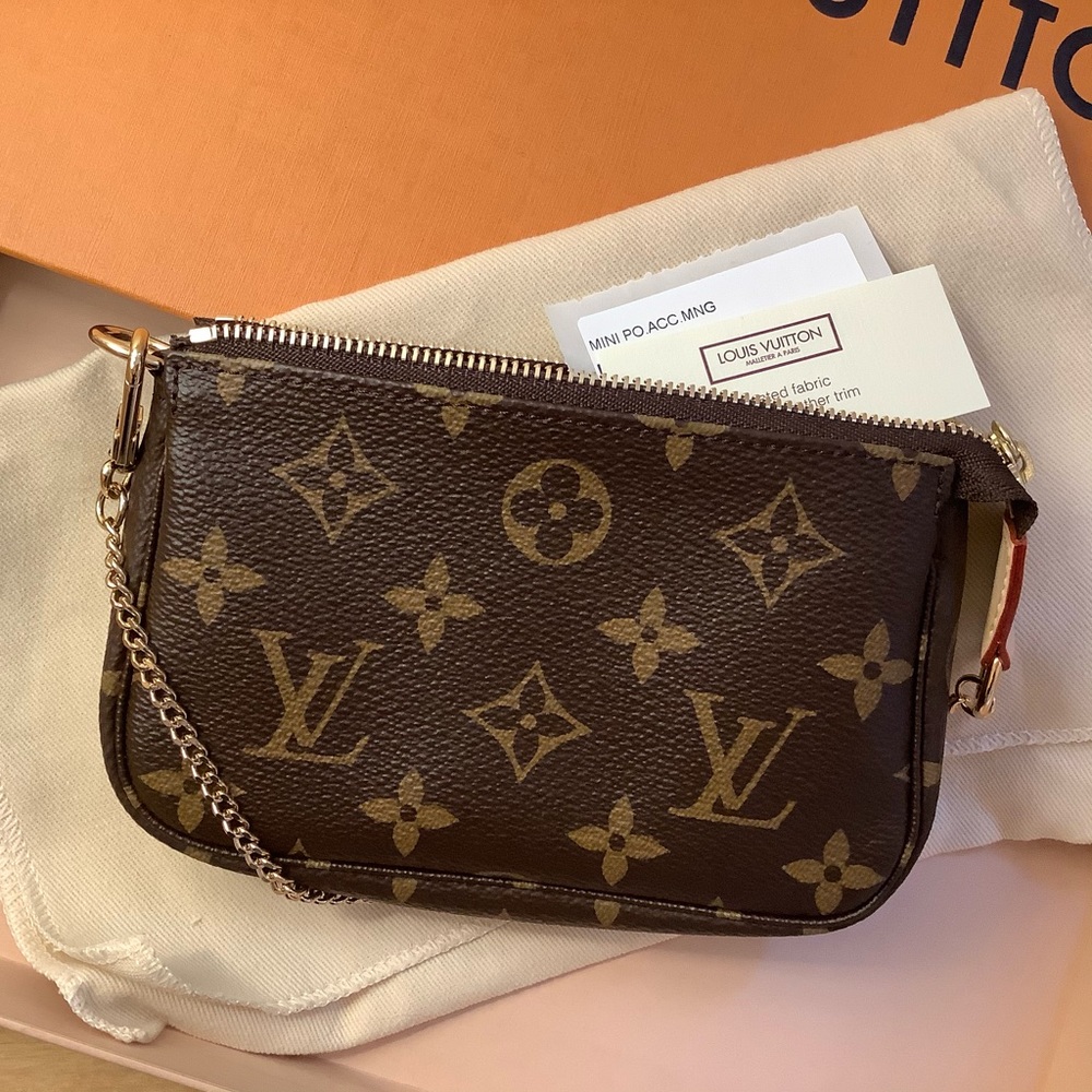 Louis Vuitton Mini Pochette Monogram